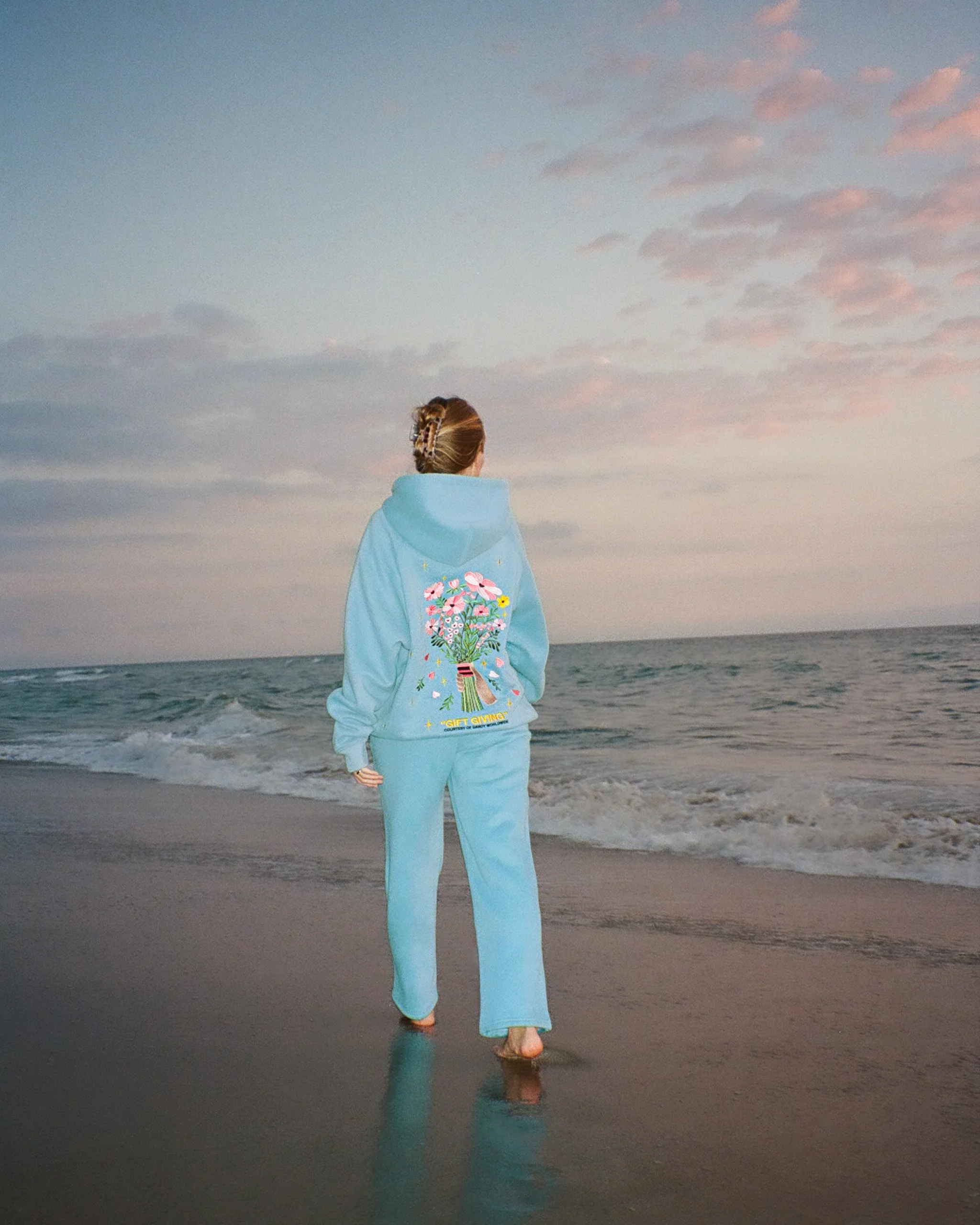 "Gift Giving" Sweatpants in Blue - Image 9