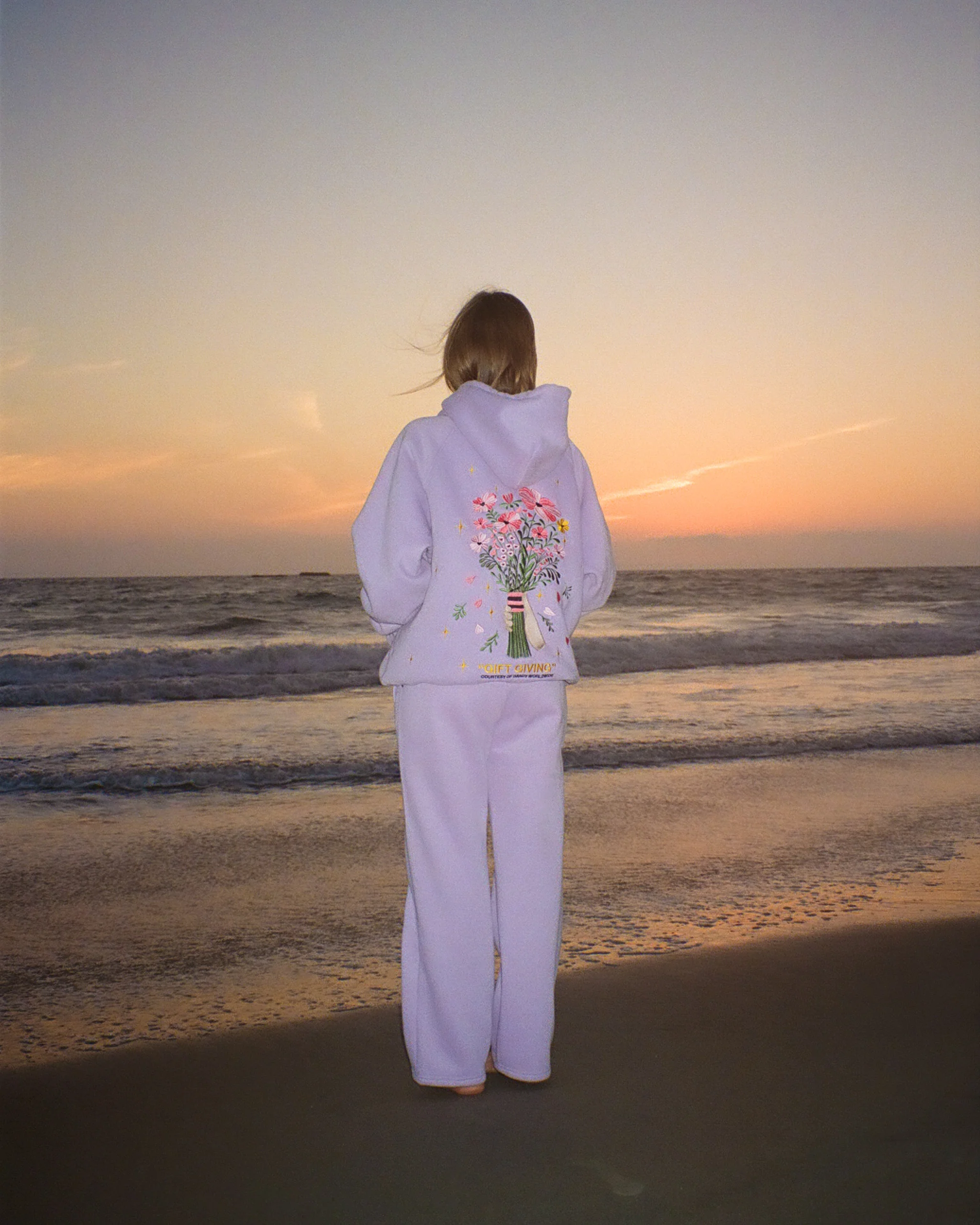"Gift Giving" Sweatpants in Lavender - Image 3