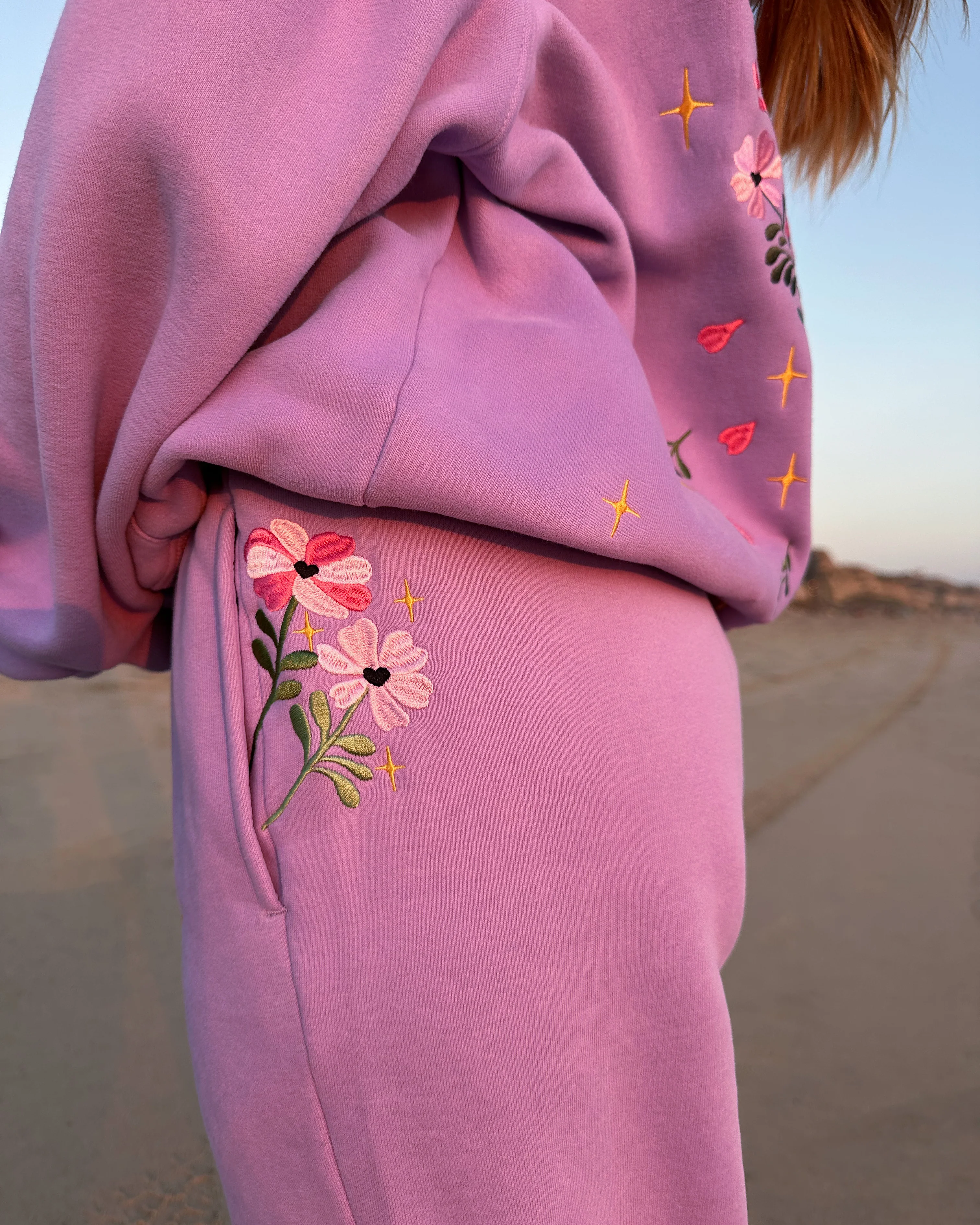 "Gift Giving" Sweatpants in Lavender - Image 4