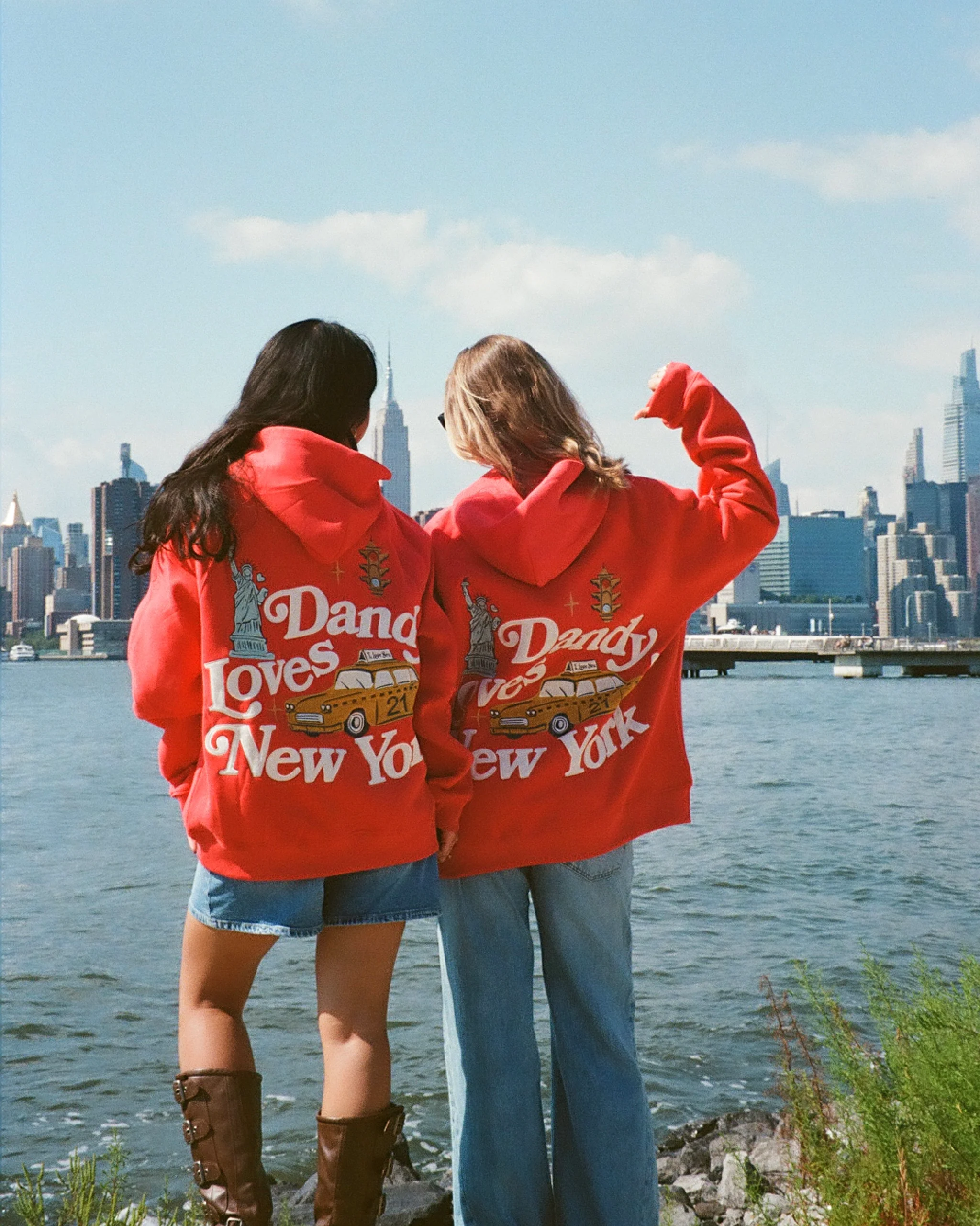 "New York" Oversized Lux Hoodie in Red - Image 4